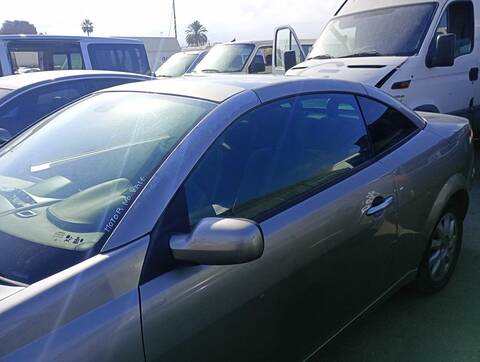 Foto 2ª: Techo Chapa - Fibra Renault Megane LUXE PRIVILEGE COUPE 131CV 96KW II COUPE/CABRIO [D/F9Q E8] (2007)