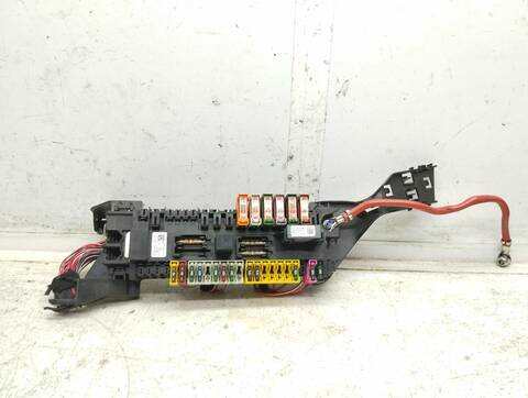 Caja Reles Fusibles Mercedes Clase G 230 GLE 350 D 4MATIC 258CV 190KW