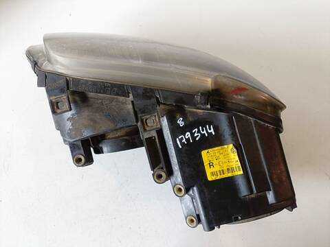 Foto 3ª: Faro Derecho Volkswagen Touran ADVANCE 1.9 TDI 101CV (2003)