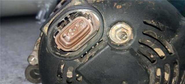 Foto 3ª: Alternador Land Rover Discovery 2.7 TD [276DT]