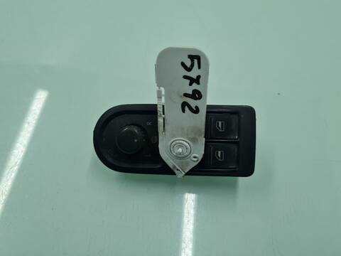 Botonera Elevalunas Volkswagen Transporter D 131CV 96KW T5 COMBI FURGONETA