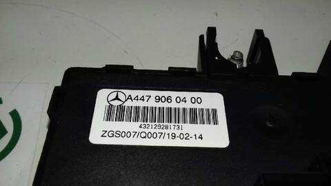 Foto 3ª: Centralita Motor ECU Mercedes Clase V 200 V 250 CDI/BT EDITION 4MATIC 447.813) 190CV 140KW (2014)