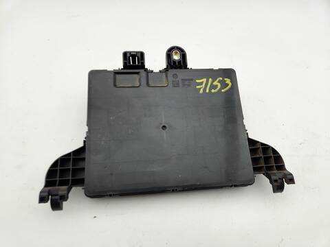 Caja Reles Fusibles Opel Insignia COSMO BERLINA 160CV 118KW