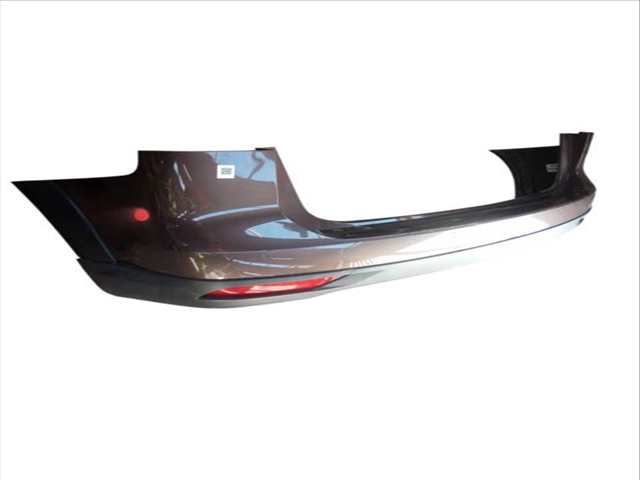 Foto 3ª: Paragolpes Trasero Volkswagen Touran 2.0 TDI (2010)