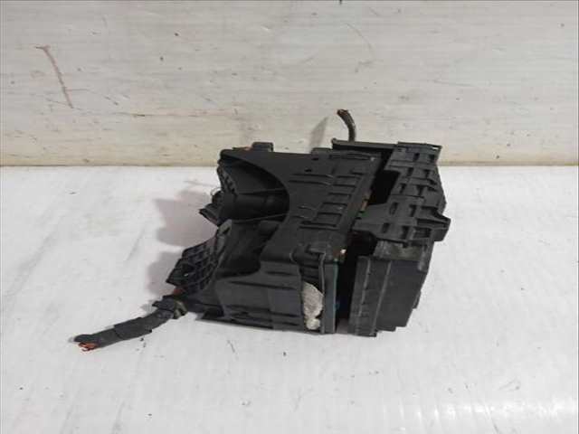 Foto 2ª: Caja Reles Fusibles Seat Leon 1.9 TDI 105CV [BKC BLS BXE] (2005)