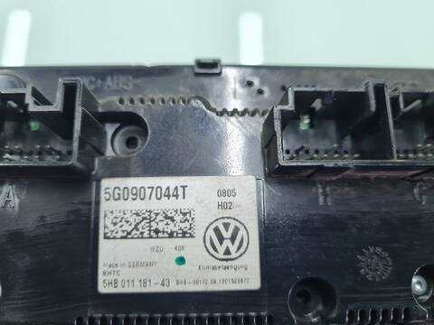 Foto 3ª: Mando Climatizador Volkswagen Golf ADVANCE BLUEMOTION 150CV 110KW [CRB] (2013)
