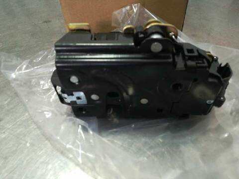 Foto 2ª: Cerradura Puerta Delantera Izquierda Volkswagen Golf BERLINA 105CV 77KW