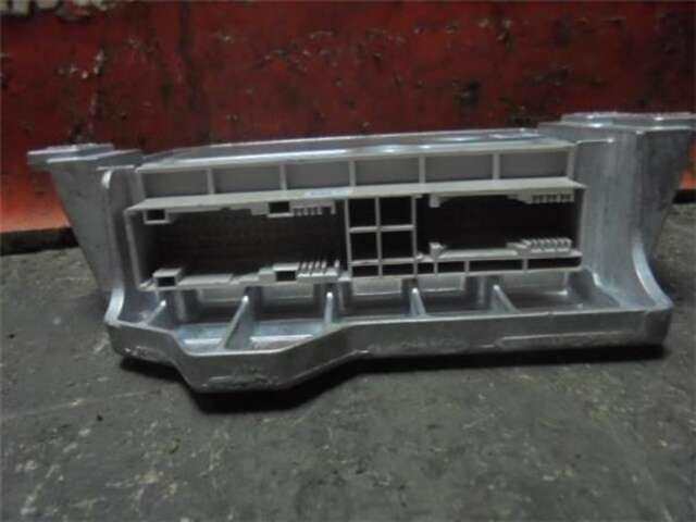 Foto 2ª: Centralita Airbag Bmw Serie 1 114 2.0 118D [2.0 LTR. - 105 KW TURBODIESEL CAT] [N47 D20 C]