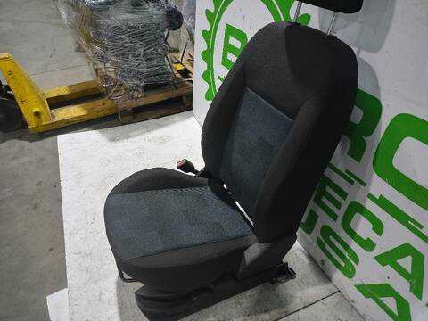 Foto 2ª: Asiento Delantero Izquierdo Ford Fiesta AMBIENTE 68CV (2001)
