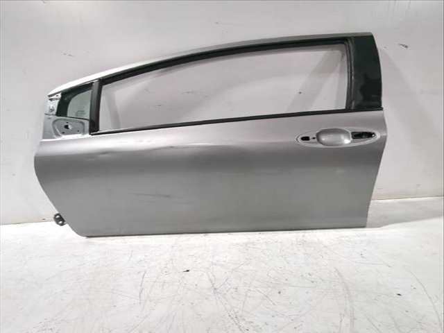Foto 2ª: Puerta Delantera Izquierda Toyota Yaris 1.33 VVT-I NSP90_) 100CV [1NR-FE] (2005)