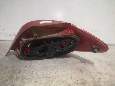 Foto 2ª: Piloto Trasero Izquierdo Peugeot 307 NFU (2002)