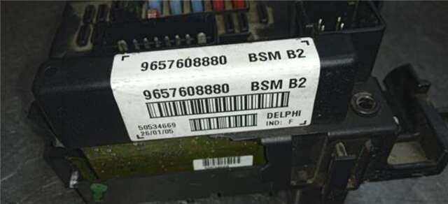 Caja Reles Fusibles Peugeot 206 1.4 I