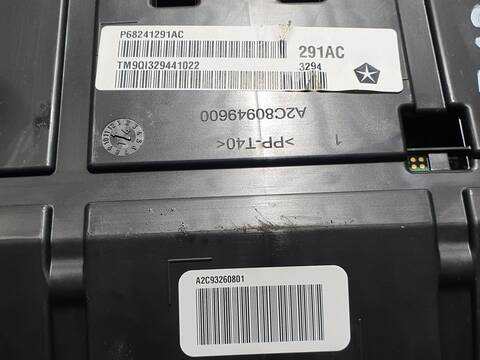 Foto 3ª: Cuadro de Instrumentos Jeep Cherokee KL LONGITUDE 186CV 137KW [ED6] (2020)