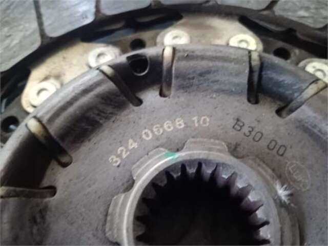 Foto 3ª: kit Embrague Toyota Corolla 2.2 D-4D SPORT [2.2 LTR. - 130 KW D-CAT] [2AD-FHV]