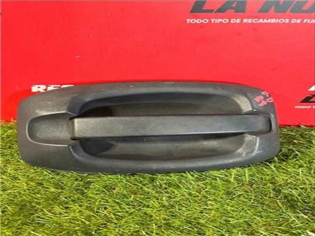 Maneta Exterior Delantera Derecha Iveco Daily FG 33 S V BATALLA 3520 DIESEL SCR 136CV 100KW FURGON