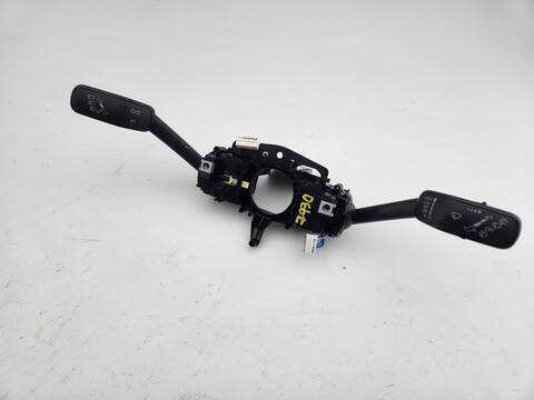 Mando Multifuncion Volkswagen Golf STYLE 115CV