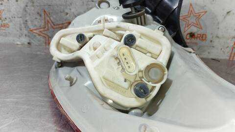 Foto 3ª: Piloto Trasero Izquierdo Opel Astra SELECTIVE 116CV 85KW [A16XER] (2011)