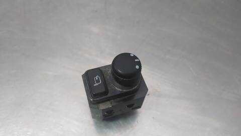 Foto 4ª: Tapizados Cartoneras Suzuki SX4 TAKUMI 135CV 99KW [D20AA] (2013)