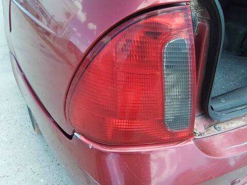Piloto Trasero Izquierdo Mg 45 1.6 16V CAT 109CV 80KW SERIE 45 RT)