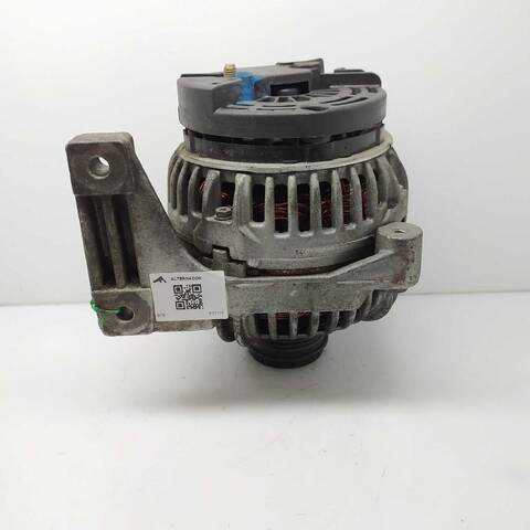 Foto 2ª: Alternador Volvo XC 90 D3 - D5 (2002)