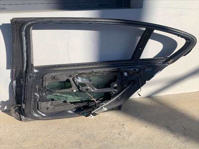 Foto 2ª: Puerta Trasera Derecha Bmw Serie 3 315 2.0 D 163CV BERLINA 0CV [204D4] (2007)