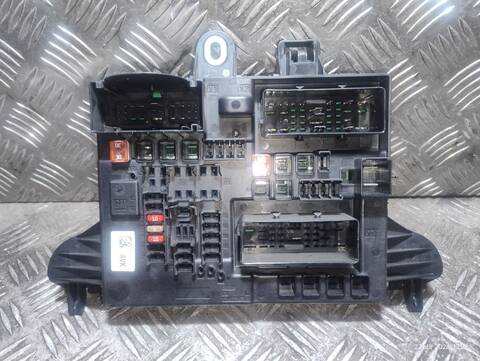 Caja Reles Fusibles Opel Insignia A20DTH BERLINA