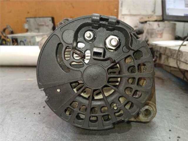 Foto 3ª: Alternador Alfa Romeo 166 2.4 JTD [841 G.000]