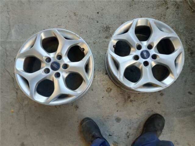 LLanta Chapa Ford Focus 