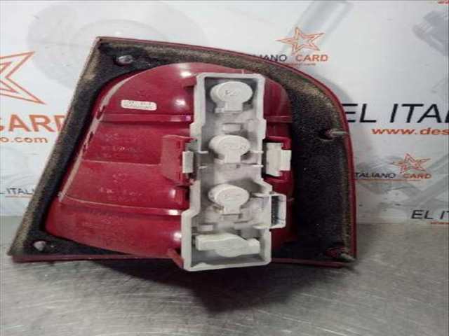 Foto 2ª: Piloto Portón Derecho Skoda Octavia ELEGANCE BERLINA 110CV 81KW [ASV] (2001)