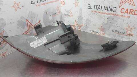 Foto 4ª: Piloto Trasero Izquierdo Renault Megane AUTHENTIQUE BERLINA 86CV 63KW III BERLINA 5 P [K9K830] (2009)