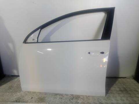 Puerta Delantera Izquierda Volkswagen Golf 1.6 TDI 105CV 77KW