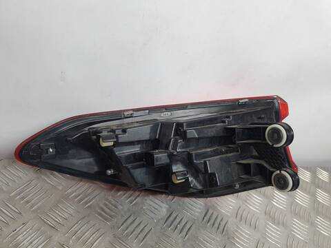 Foto 3ª: Piloto Trasero Derecho Seat Leon STYLE 131CV 96KW [DPBA] (2020)