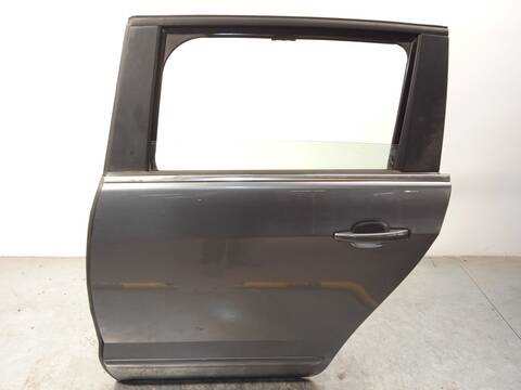 Puerta Trasera Izquierda Peugeot 5008 1.6 16V 120CV 88KW
