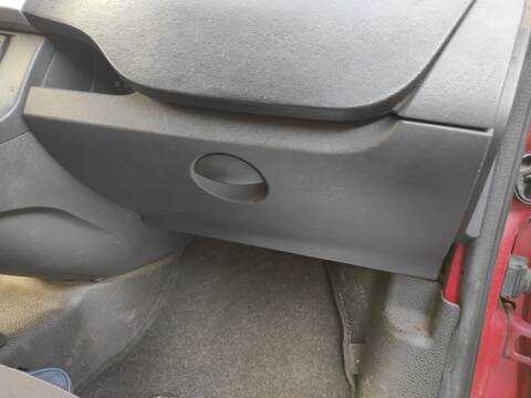 Guantera Renault Kangoo K9K800