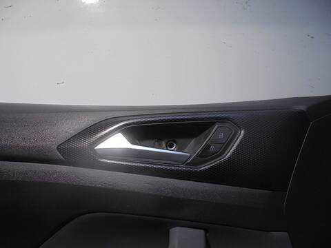 Foto 2ª: Tapizados Cartoneras Volkswagen T-Cross ADVANCE 116CV 85KW [DKRF] (2019)