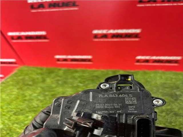 Foto 4ª: Cerradura Puerta Trasera Derecha Ford Tourneo 1.5 ACTIVE [1 5 LTR. - 84 KW ECOBOOST CAT] 114CV [DPB] (2023)