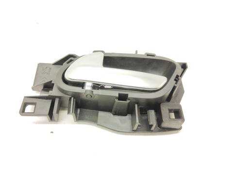 Maneta Interior Delantera Izquierda Peugeot 208 1.2 12V E-VTI 82CV 60KW