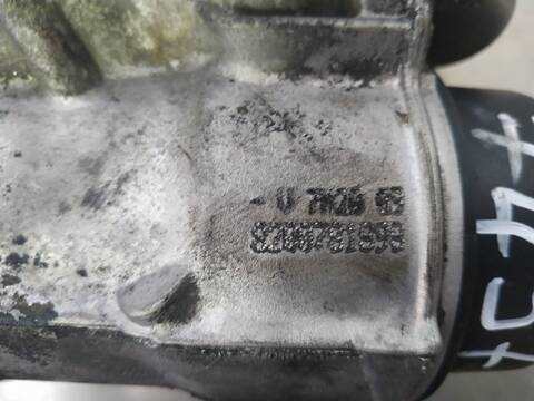 Foto 4ª: Radiador Aceite Renault Laguna PRIVILEGE III 150CV 110KW [M9R J8] (2008)