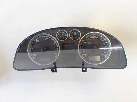 Cuadro de Instrumentos Volkswagen Passat ADVANCE 1.9 TDI 131CV