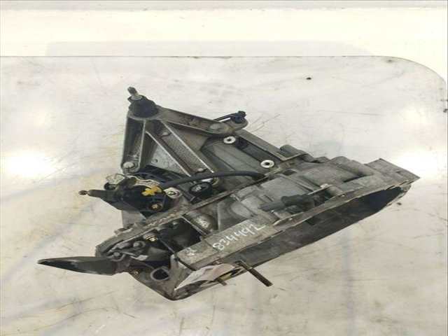 Foto 2ª: Caja Cambios Renault Megane 1.6 16V LM1R LM0C) 112CV 82KW II SEDAN LM0/1_) [K4M 760,K4M 761,K4M 812,K4M 813] (2007)