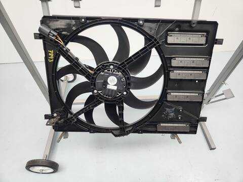 Foto 2ª: Electroventilador Ford Focus ST-LINE X 119CV 88KW [ZTDA] (2021)