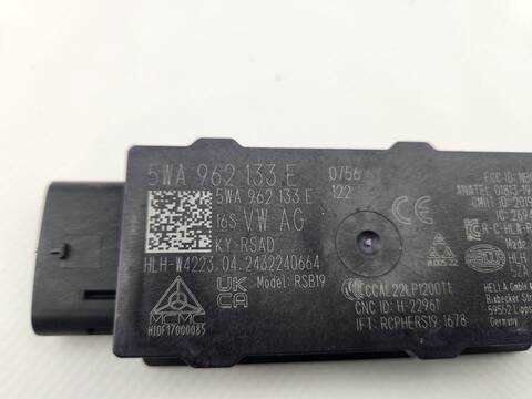 Foto 3ª: Centralita Motor ECU Volkswagen Golf STYLE 115CV [DXDE] (2024)
