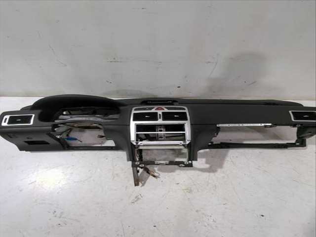 Salpicadero Peugeot 307 1.4 16V 88CV