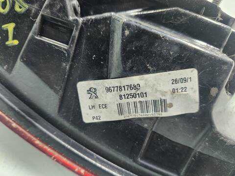 Foto 2ª: Piloto Trasero Izquierdo Peugeot 308 ACTIVE 120CV 88KW [BH01] (2014)