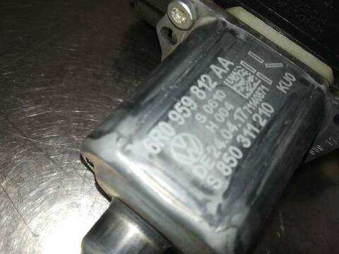 Foto 3ª: Elevalunas Eléctrico Delantero Derecho Volkswagen Polo ADVANCE BLUEMOTION 75CV 55KW [CUSA] (2017)