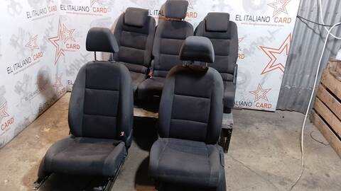 Asientos Traseros Volkswagen Touran ADVANCE BLUEMOTION 105CV 77KW