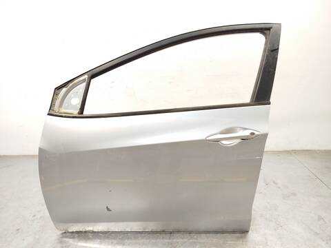 Foto 2ª: Puerta Delantera Izquierda Hyundai i30 1.6 CRDI 110CV 81KW [D4FB] (2013)