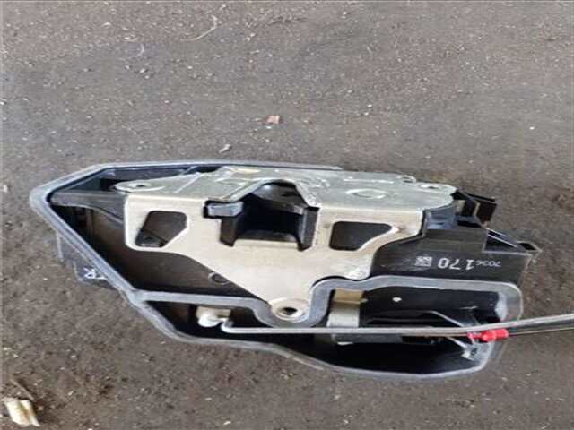 Foto 3ª: Cerradura Puerta Delantera Derecha Bmw Serie 5 518 3.0 530I [3.0 LTR. - 170 KW 24V CAT] [M54 306 S3]