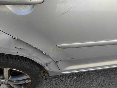 Foto 3ª: Puerta Trasera Derecha Volkswagen Touran BKD (2007)