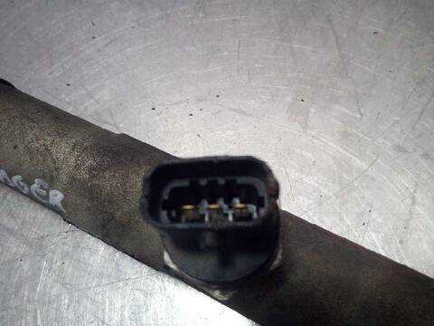 Foto 3ª: Rampa Inyectora Chrysler Voyager 2.5 CRD CAT 141CV 105KW (2001)